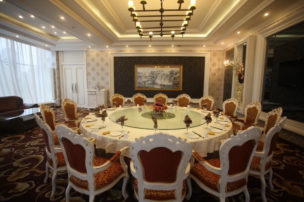 Milky Way Hotel Харбін Екстер'єр фото
